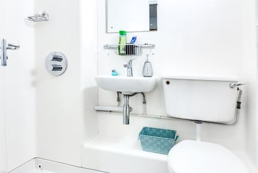 Premium Studio at New Orient House, Station Court, Imperial Road, Fulham, London, SW62EP - Image 5